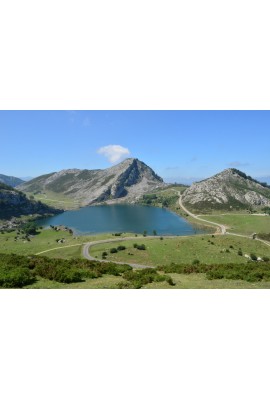 1/5 Picos Europa: Potes, Lagos Covadonga, Cangas Onis, Fuente Dé, Ribadesella, Casa Botines